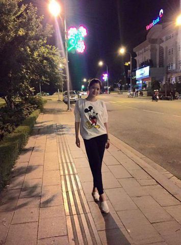 Bạn Nữ Mây xanh Ly dị 35 tuổi Tìm bạn bè mới ở Long Biên, Hà Nội