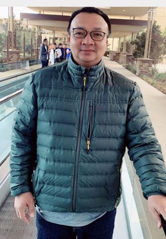 Bạn Nam Jimmy Ly dị 49 tuổi Tìm người để kết hôn ở California, Mỹ