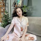 Anna Nguyen - Tìm bạn bè mới - Quận 3, TP Hồ Chí Minh - Ai cũng có mưu cầu về tình yêu và hp nhưng con đường này quả thật rất chông gai , chúc các bạn may mắn !