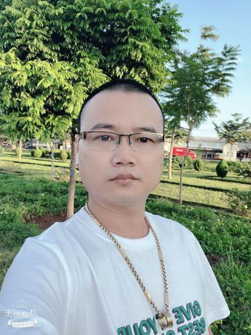 Bạn Nam Nhất Thuộc Ly dị 41 tuổi Tìm người yêu lâu dài ở Thuận An, Bình Dương
