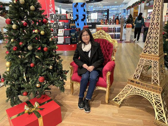 Bạn Nữ Hoang Van Ly dị 69 tuổi Tìm người yêu lâu dài ở Île-de-France, Pháp