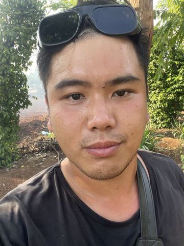 Bạn Nam Trần Phong Độc thân 35 tuổi Tìm người yêu lâu dài ở Buôn Ma Thuột, Đắk Lắk