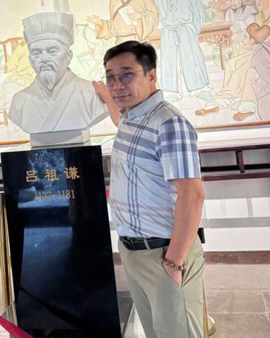 Bạn Nam Eric Tran Ly dị 45 tuổi Tìm bạn đời ở Hai Bà Trưng, Hà Nội