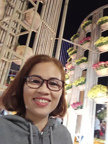 Bạn Nữ Long Ly dị 51 tuổi Tìm người yêu lâu dài ở Dĩ An, Bình Dương