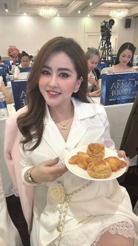 Bạn Nữ Jenny Ly dị 36 tuổi Tìm bạn bè mới ở Quận 3, TP Hồ Chí Minh
