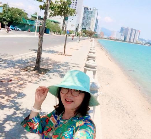 Bạn Nữ Trang Trang Ly dị 57 tuổi Tìm người yêu lâu dài ở Nha Trang, Khánh Hòa