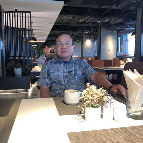 Bạn Nam Hoang Van Ly dị 56 tuổi Tìm người để kết hôn ở Manitoba, Canada