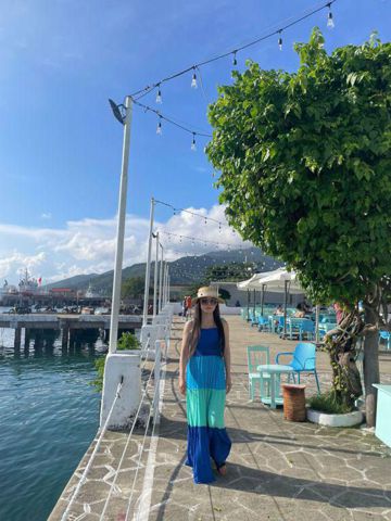 Bạn Nữ Tina Ly dị 48 tuổi Tìm bạn bè mới ở New York, Mỹ