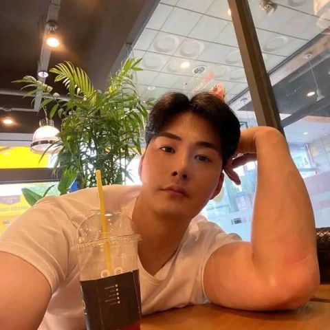 Bạn Nam thanh lê Độc thân 41 tuổi Tìm người yêu lâu dài ở Thủ Đức, Hồ Chí Minh